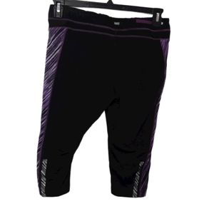 Lucy Tech Black Purple Tiger Stripe Animal Print Capri Leggings EUC sz L